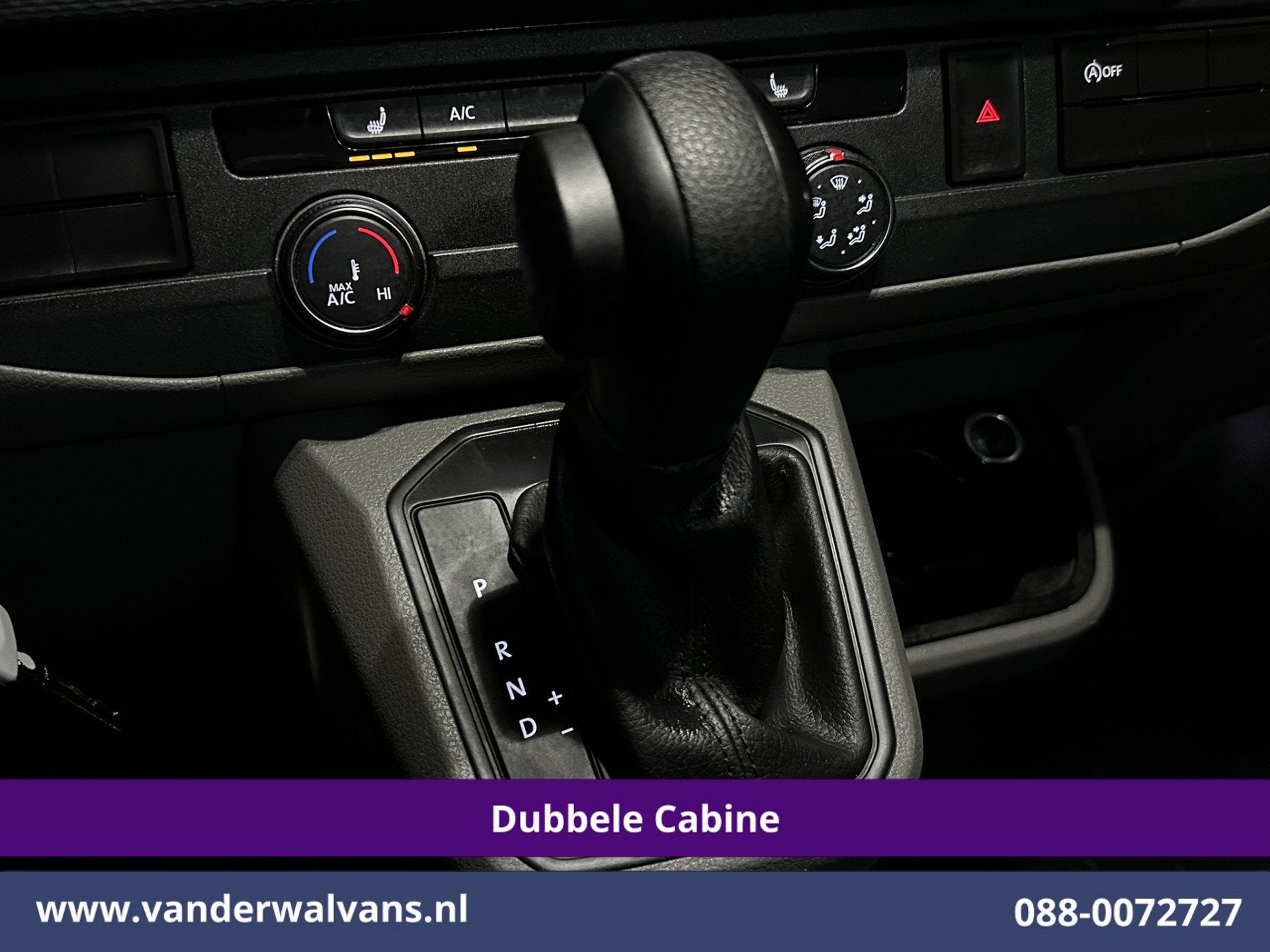Foto 3 van Volkswagen Transporter 2.0 TDI 150pk Automaat L2H1 Dubbele C