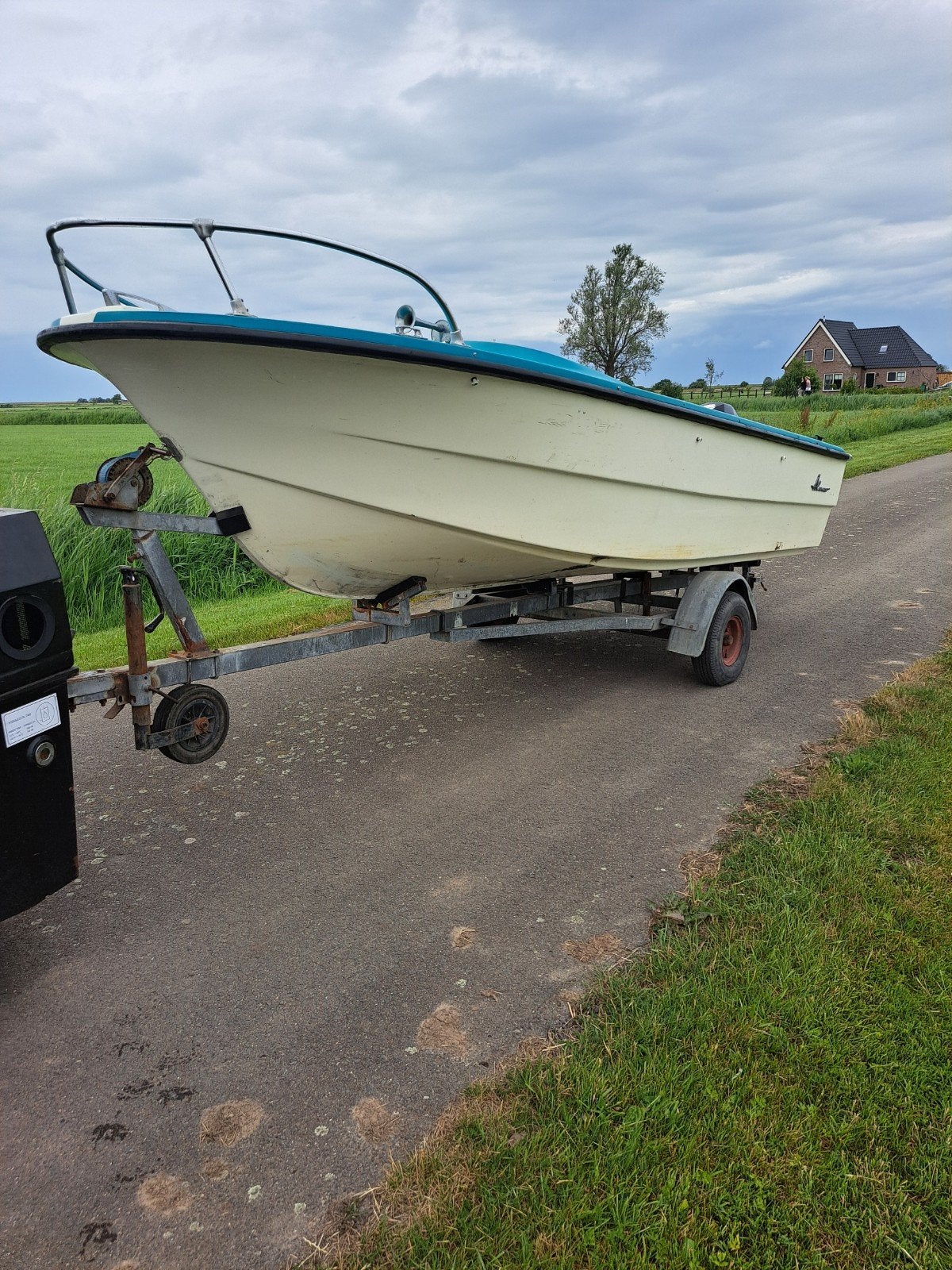 Nette Almar motorboot met trailer, Consoleboot, Ophalen of Verzenden, Buitenboordmotor, Trailer