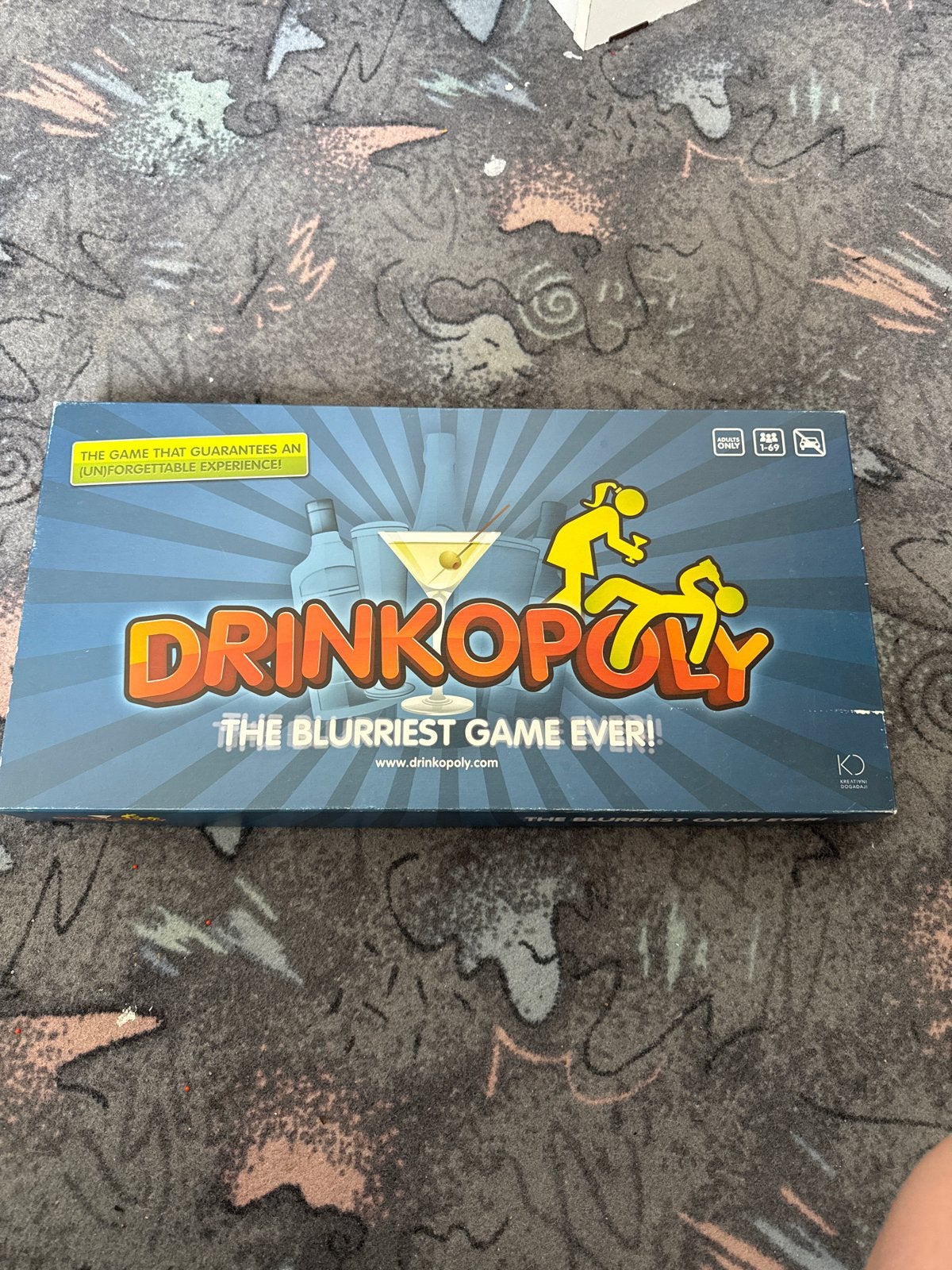 Drinkopoly: Het meest wazige spel ooit!, Drie of vier spelers, Ophalen of Verzenden, Zo goed als nieuw