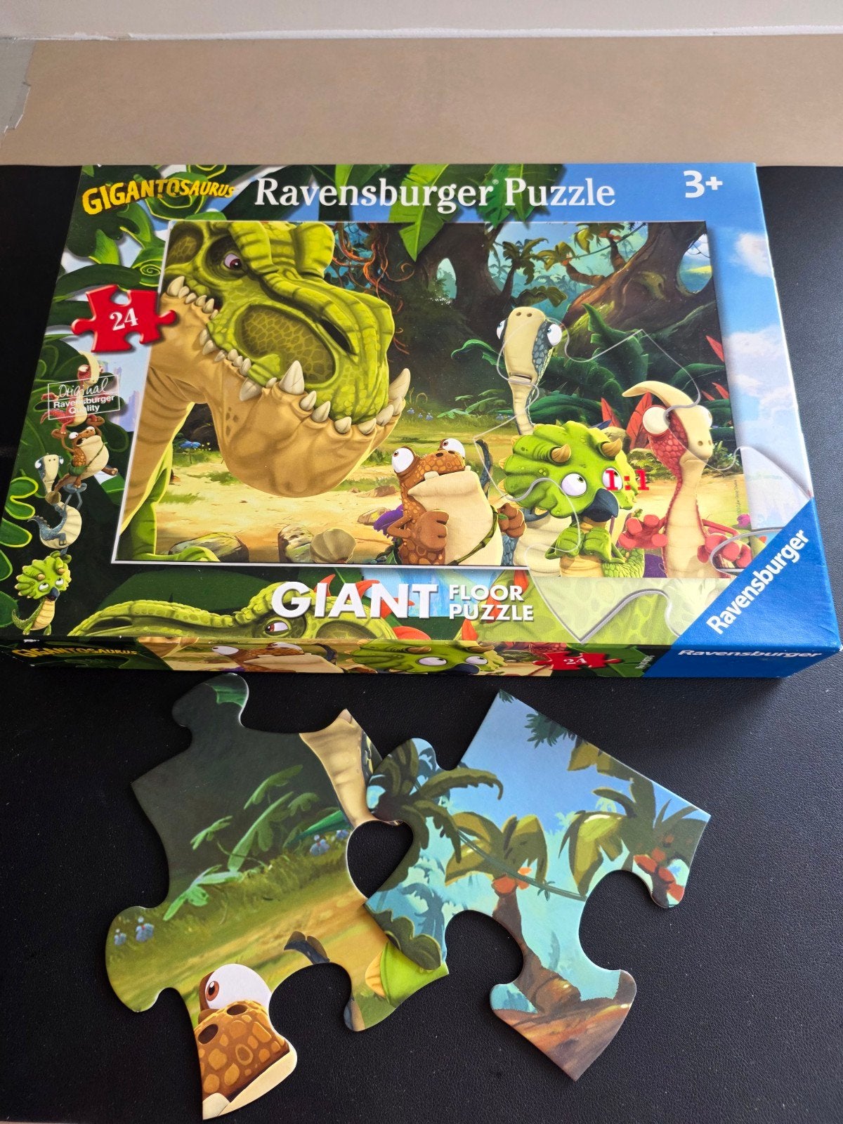 Ravensburger Giant Floor Puzzle Dino's 24 stukjes, Ophalen of Verzenden, 10 tot 50 stukjes, Zo goed als nieuw, 2 tot 4 jaar