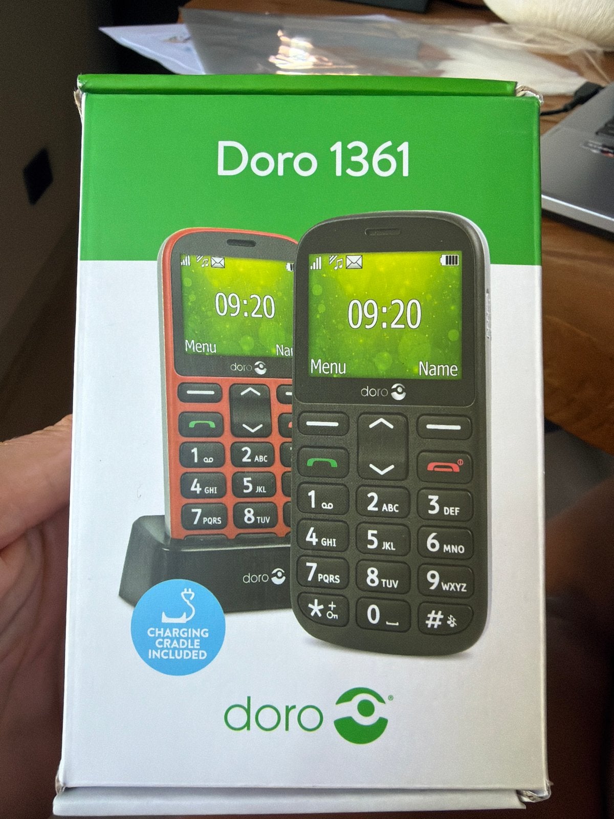 Doro 1361 Seniorentelefoon met Oplaadstation - Nieuw, Nieuw, Ophalen of Verzenden, Minder dan 3 megapixel, Klassiek of Candybar