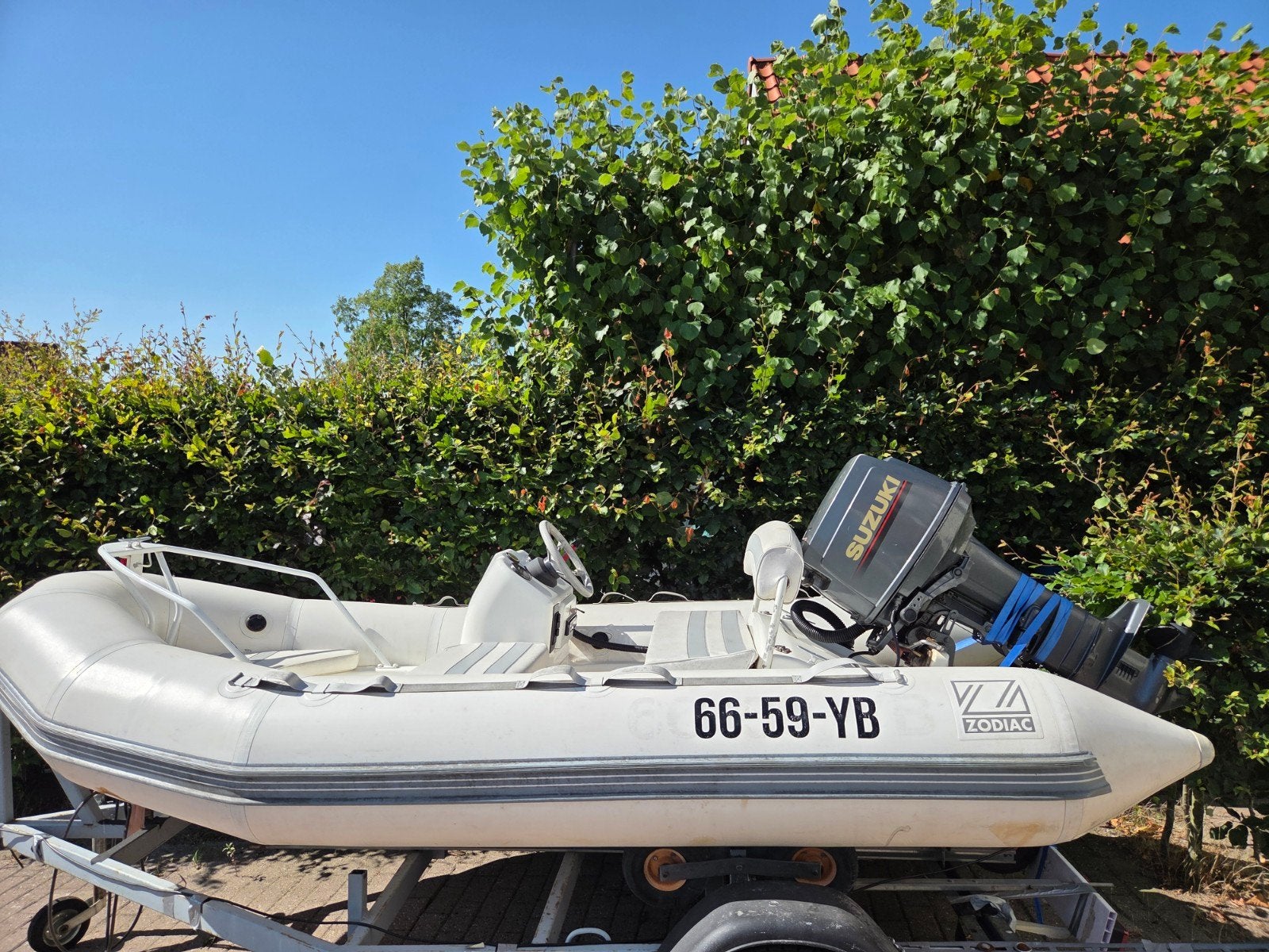 Zodiac rubberboot met Suzuki 30 pk buitenboordmotor, Watersport en Boten, Rubberboten, Gebruikt, Zodiac, Polyester/glasvezel, Inclusief motor