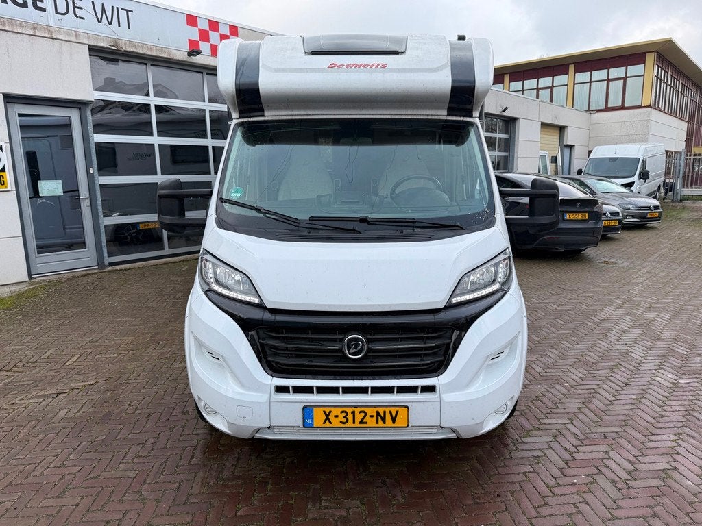 Dethleffs PULSE CLASSIC T 7051 DBM/EB Dak airco | Zonnepanee, Info@vakgaragedewit.nl, Dethleffs, Half-integraal, Luifel