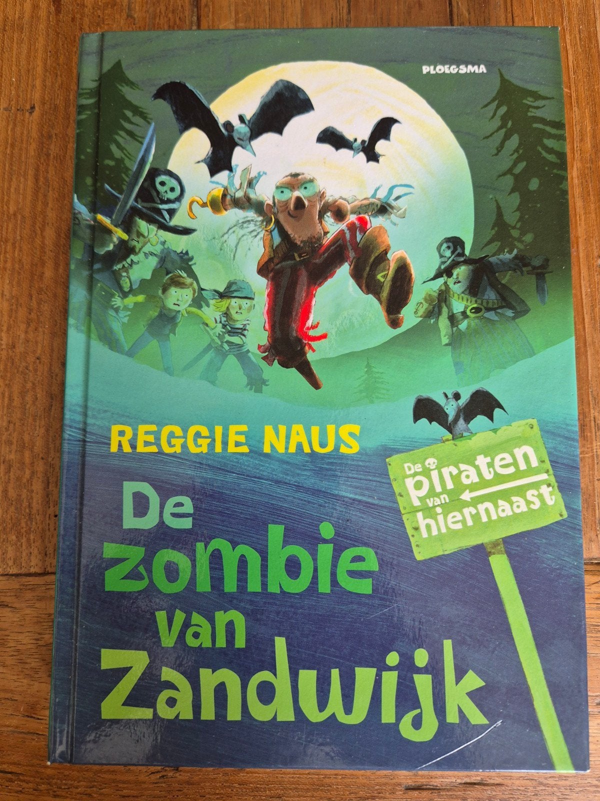 De zombie van Zandwijk - Reggie Naus (kinderboek), Ophalen of Verzenden
