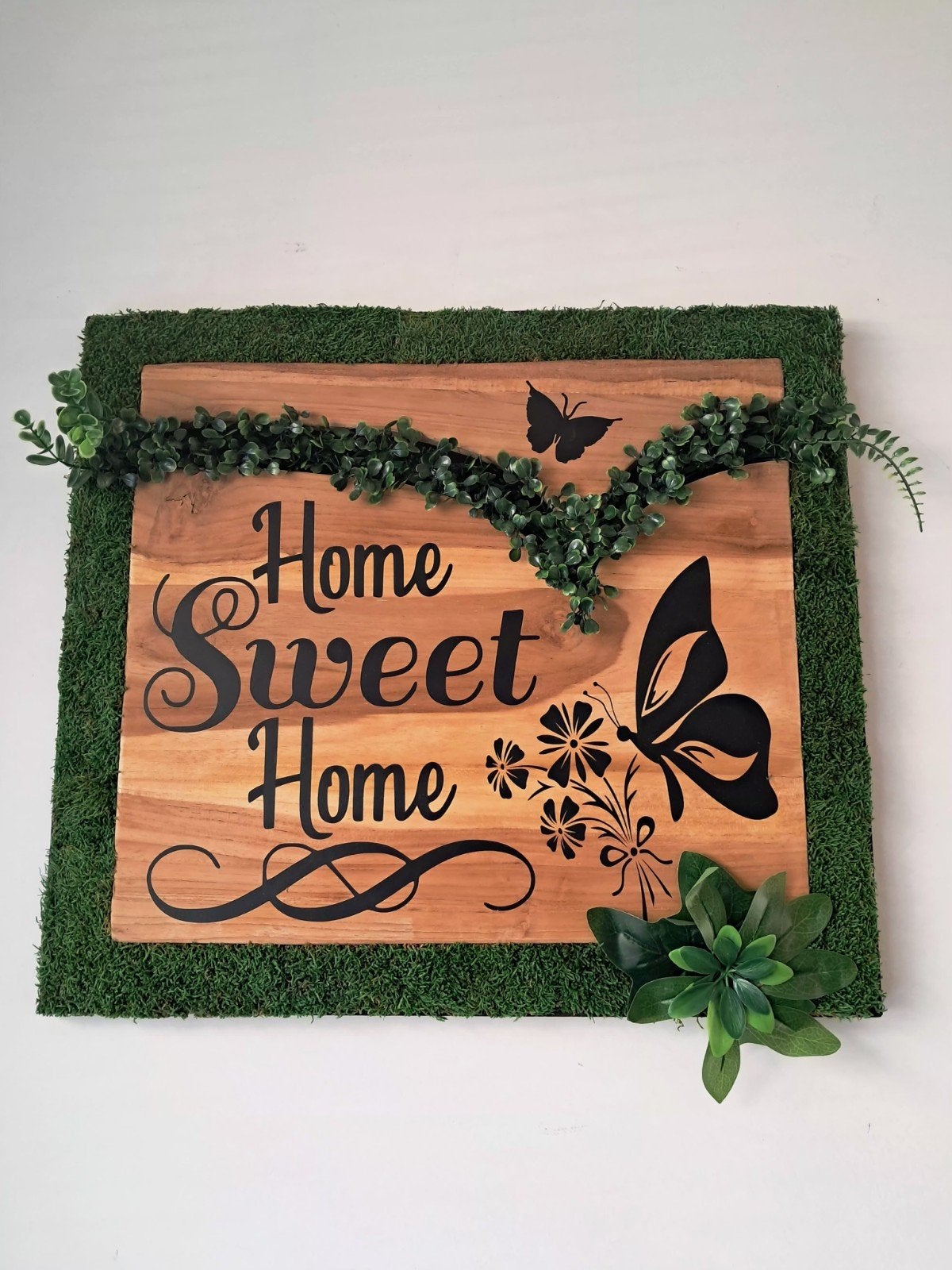 Wanddecoratie van mos en eikenhout. 50x58cm, Ophalen, Groen, 58 cm, Hout