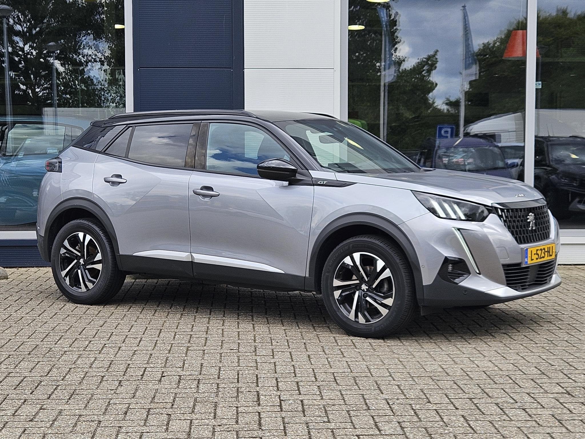 Peugeot 2008 1.2 PureTech GT-Line | Camera | Cruise Control, Voorwielaandrijving, Gebruikt, Euro 6, 1199 cc