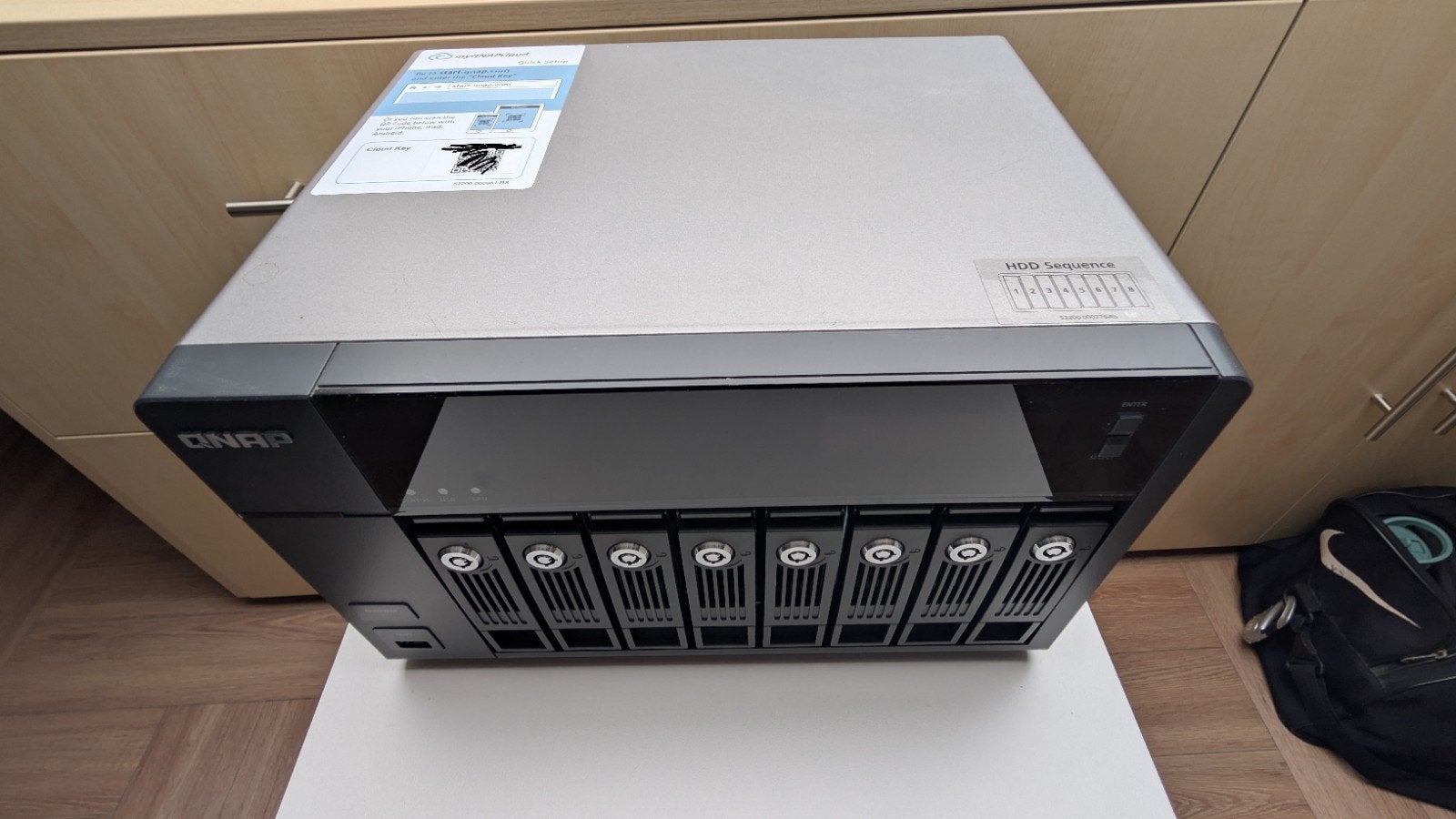 QNAP TVS-871 NAS - Krachtige Opslagoplossing 4x 4TB, Ophalen, Zo goed als nieuw