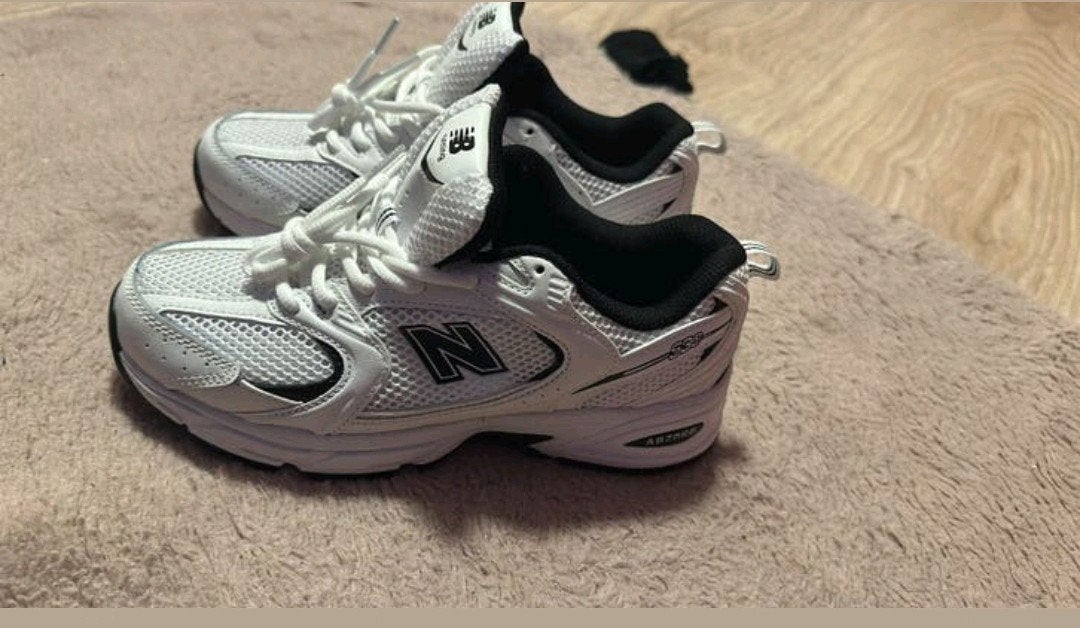 New Balance 530 maat 39,5, Sport en Fitness, Loopsport en Atletiek, Ophalen of Verzenden, Zo goed als nieuw, Hardloopschoenen