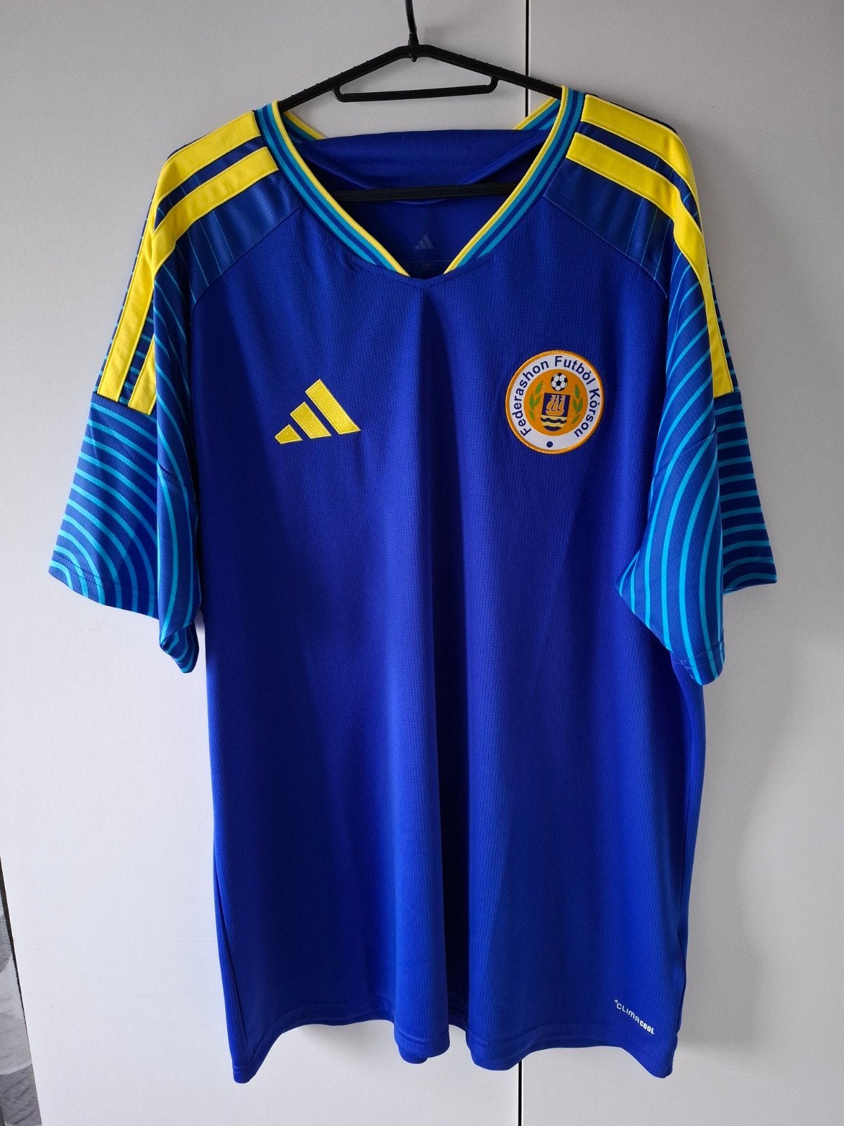 Curaçao voetbalshirt maat XL, Sport en Fitness, Maat XL, Ophalen of Verzenden, Zo goed als nieuw, Shirt
