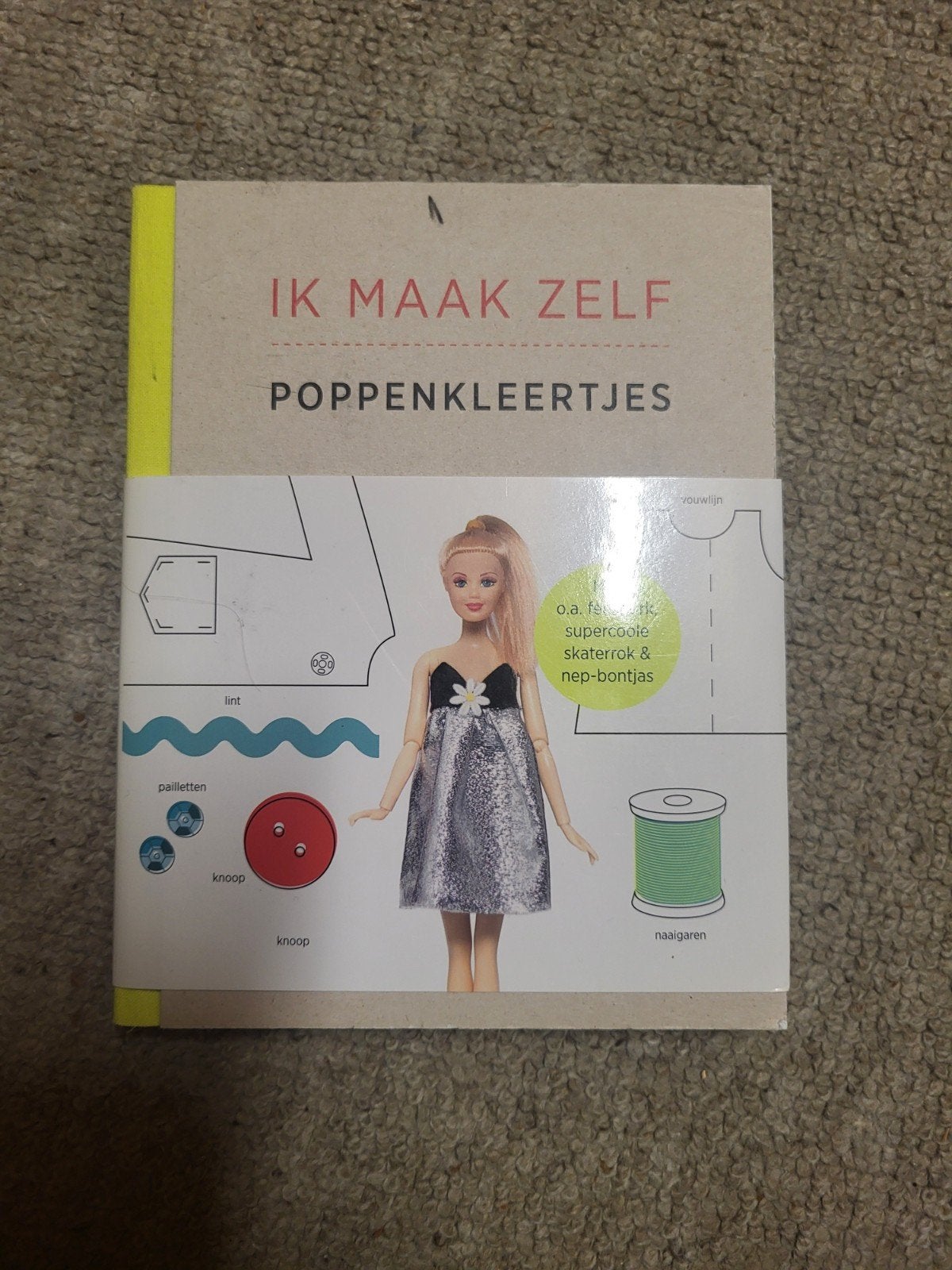 Ik maak zelf poppenkleertjes - Naaipatronen voor poppen, Hobby en Vrije tijd, Overige merken, Overige typen, Kind, Ophalen of Verzenden