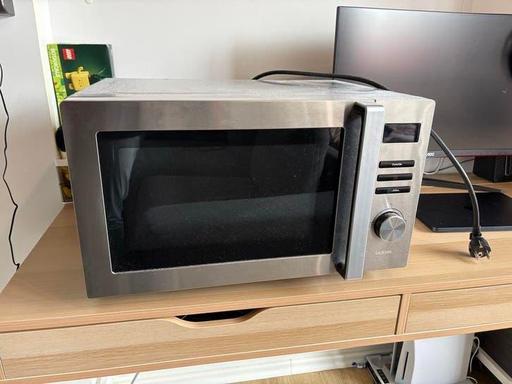 Blokker Combimagnetron - Zilverkleurig, Witgoed en Apparatuur, Magnetrons, Combimagnetron, Gebruikt, Grill, Ophalen of Verzenden
