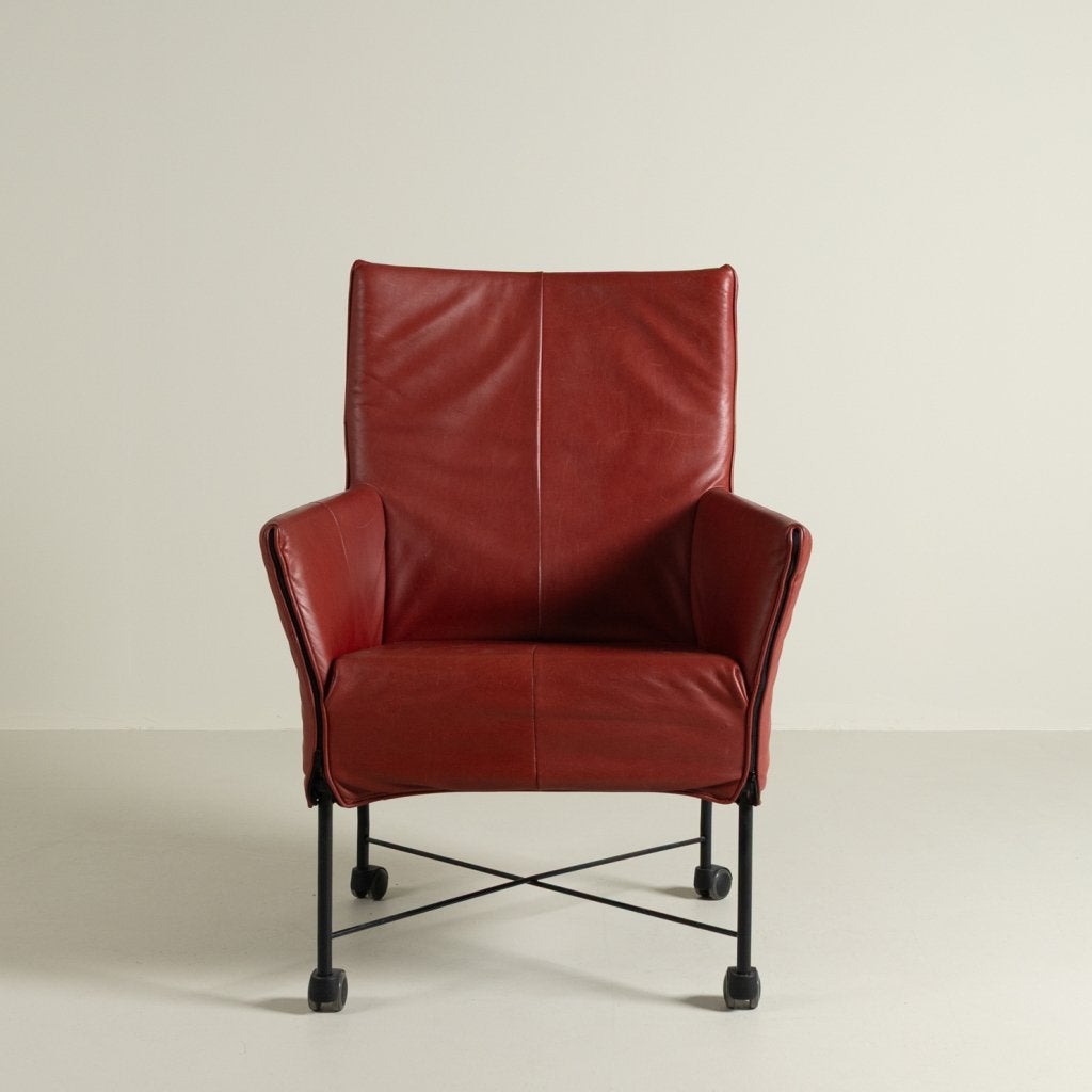 Montis Charly Fauteuil Rood Leer - Zwart (Op Wielen), Niet ingevuld, Zo goed als nieuw, Niet ingevuld, Niet ingevuld