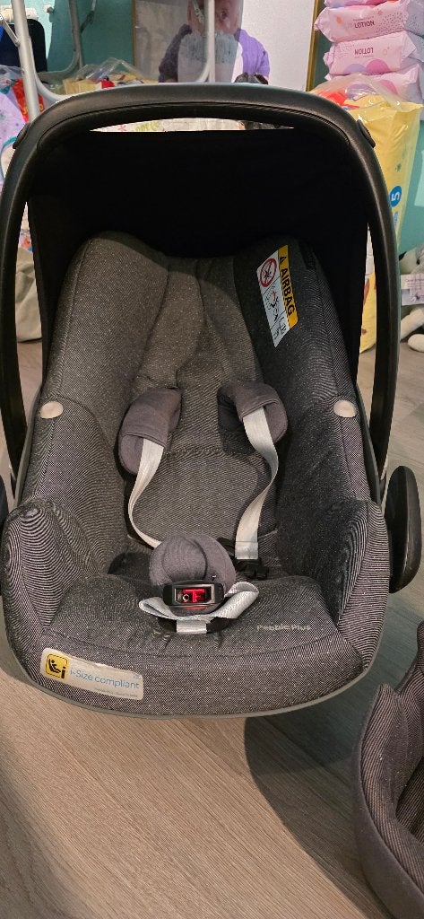 Maxi cosi, Kinderen en Baby's, Autostoeltjes, Ophalen, Autogordel, 0 t/m 18 kg, Zo goed als nieuw
