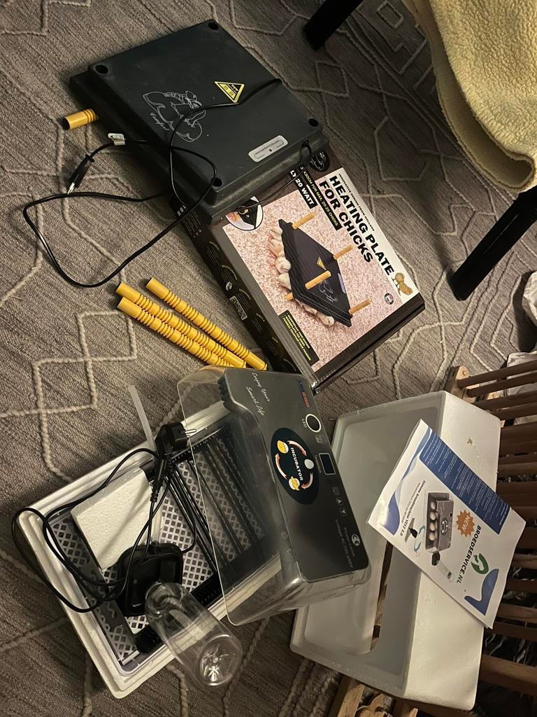 Broedmachine volautomatisch + warmteplaat, Ophalen of Verzenden, Zo goed als nieuw, Broedmachine