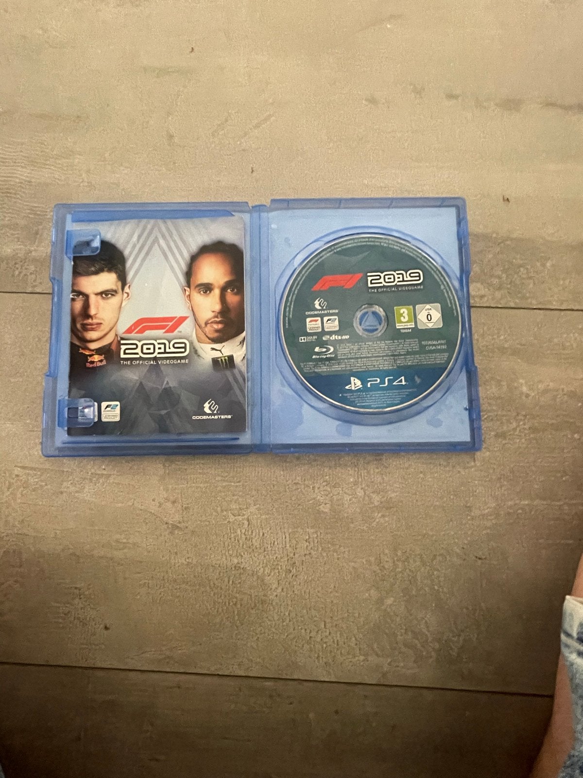F1 2019 PS4 - Racegame met Max Verstappen en Lewis Hamilton, Spelcomputers en Games, Online, 1 speler, Racen en Vliegen, Ophalen of Verzenden