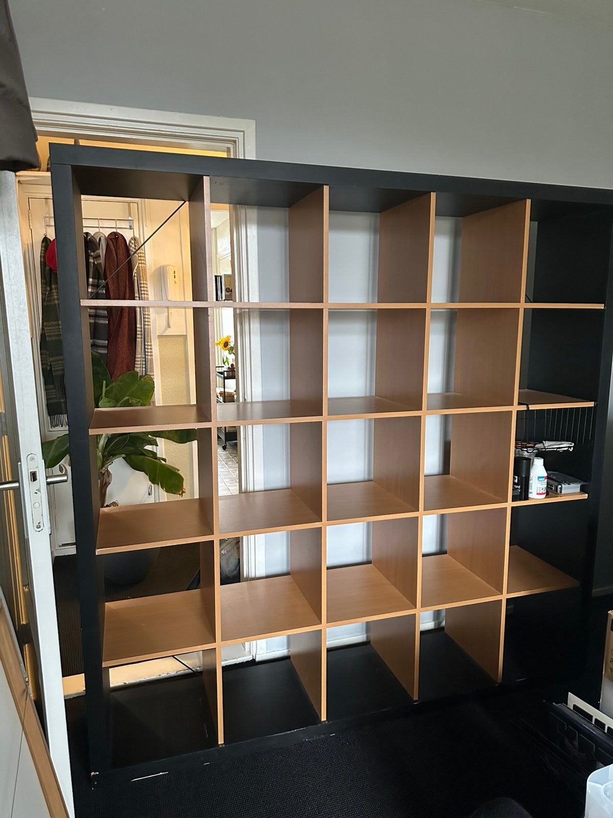 Vakkenkast klaar om opgehaald te worden., Ophalen, Gebruikt, 150 tot 200 cm, 150 tot 200 cm