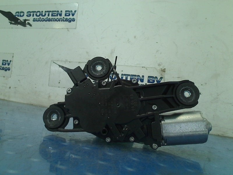 Ruitenwissermotor Achter Volvo V50 (MW) 2005 0390201822, Gebruikt, Siegburger Straße 229, Köln 50679, , Duitsland, Info@volvocars.com