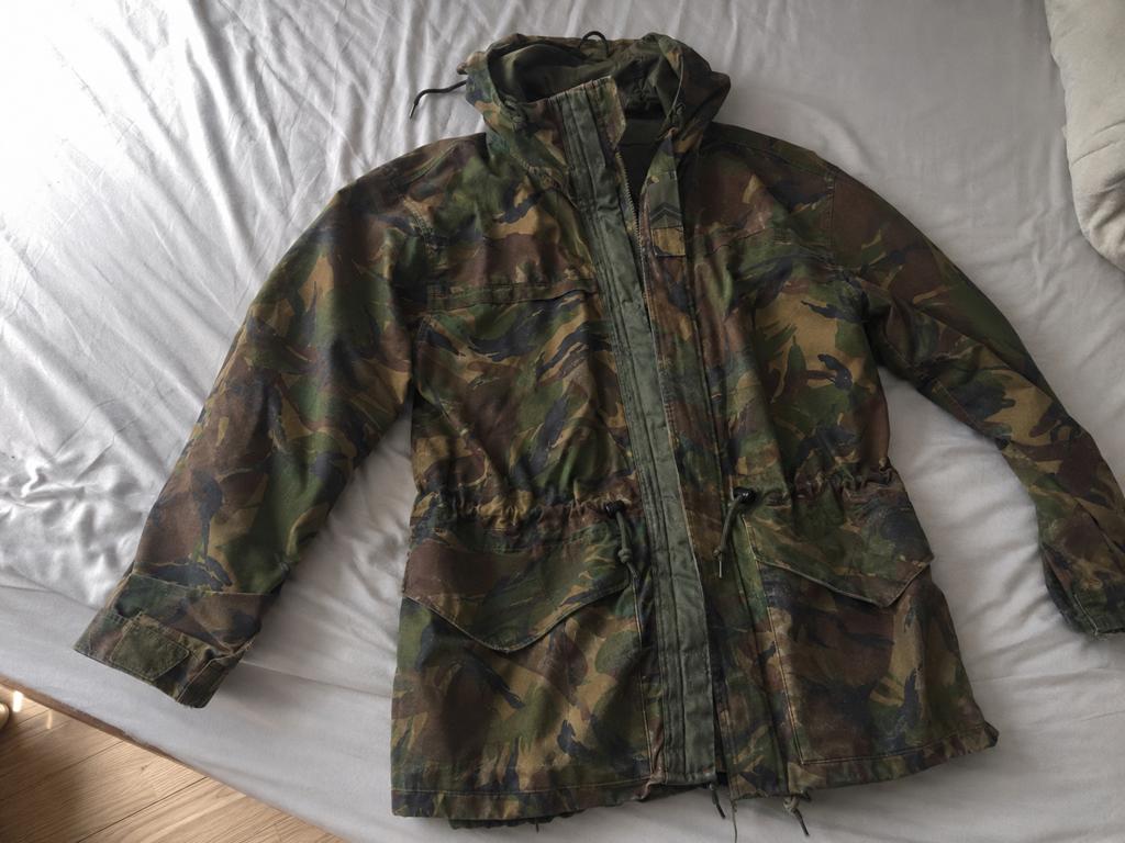 Originele Nederlandse Defensie DPM Camo Parka Maat 8000/9500, Verzamelen, Ophalen of Verzenden, Landmacht, Nederland, Kleding of Schoenen