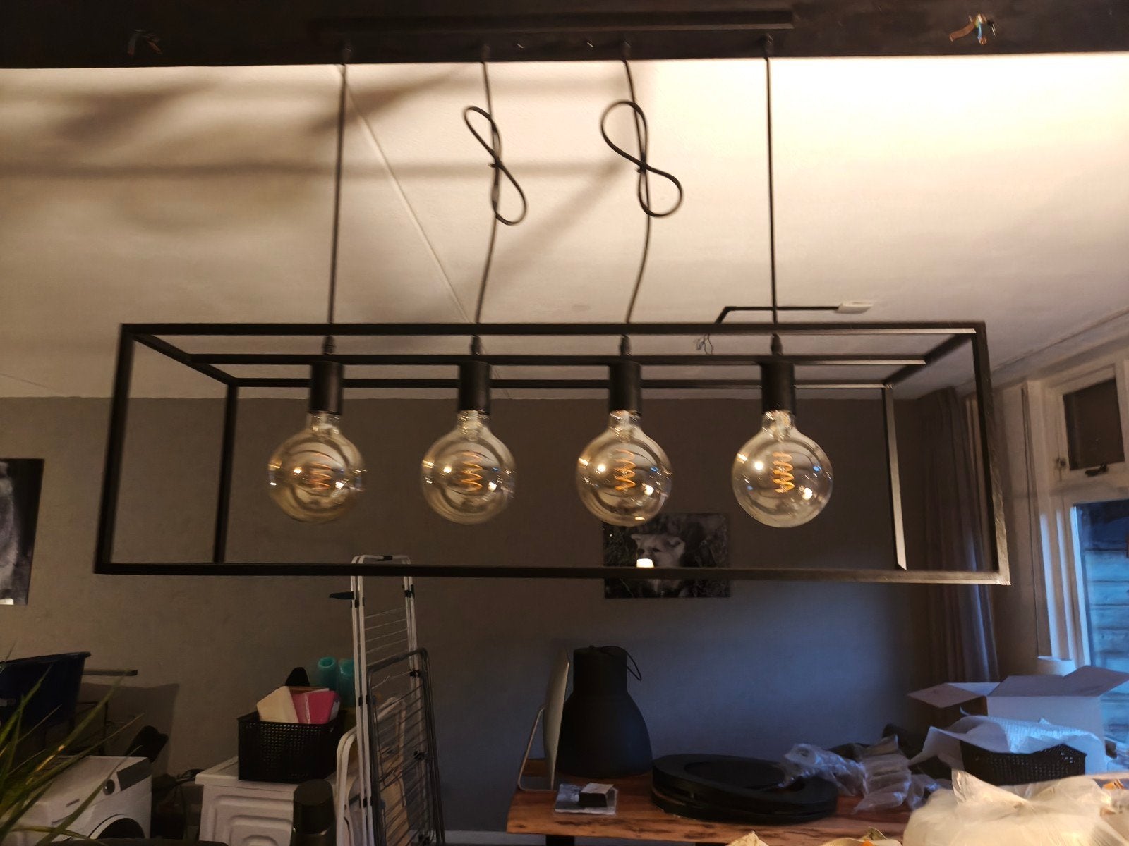 Zwarte hanglamp met 4 bollen - industrieel design, Ophalen, E27 (groot), Zo goed als nieuw, Glas