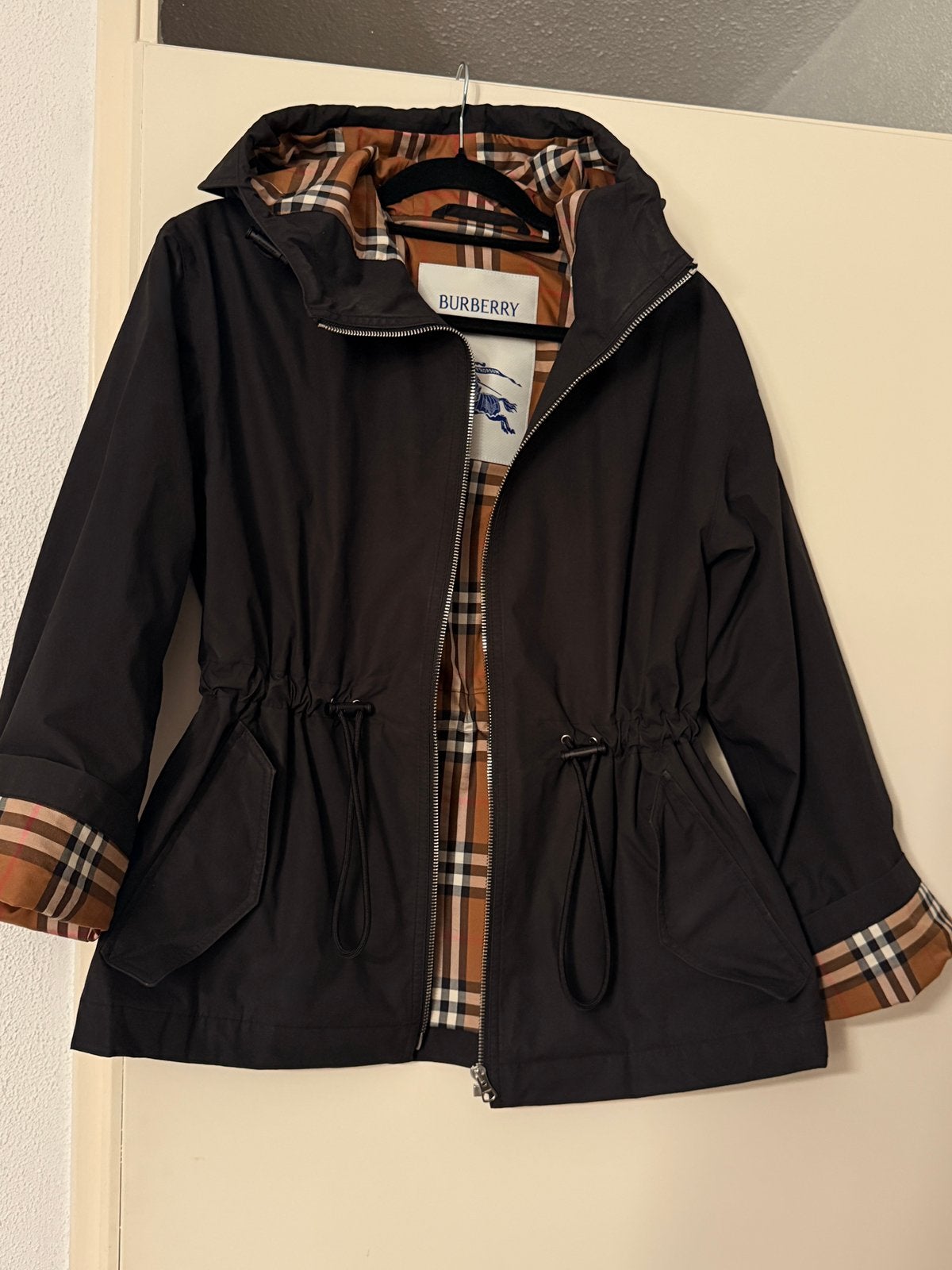 Burberry jas origineel, Ophalen of Verzenden, Zo goed als nieuw, Maat 36 (S), Zwart