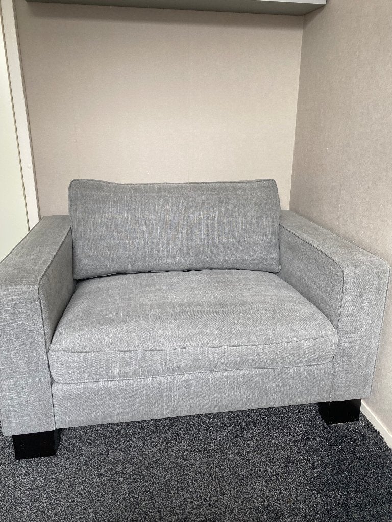love seat, Huis en Inrichting, Fauteuils, Ophalen, 75 tot 100 cm, Zo goed als nieuw, 100 tot 125 cm