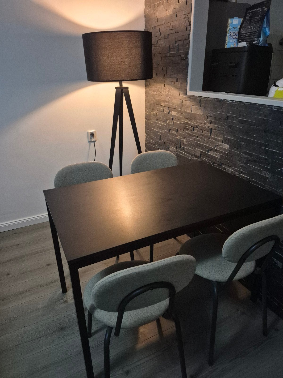 Eettafel met 4 stoelen - L110 x B68 x H75, Ophalen, Gebruikt, 100 tot 150 cm, 50 tot 100 cm