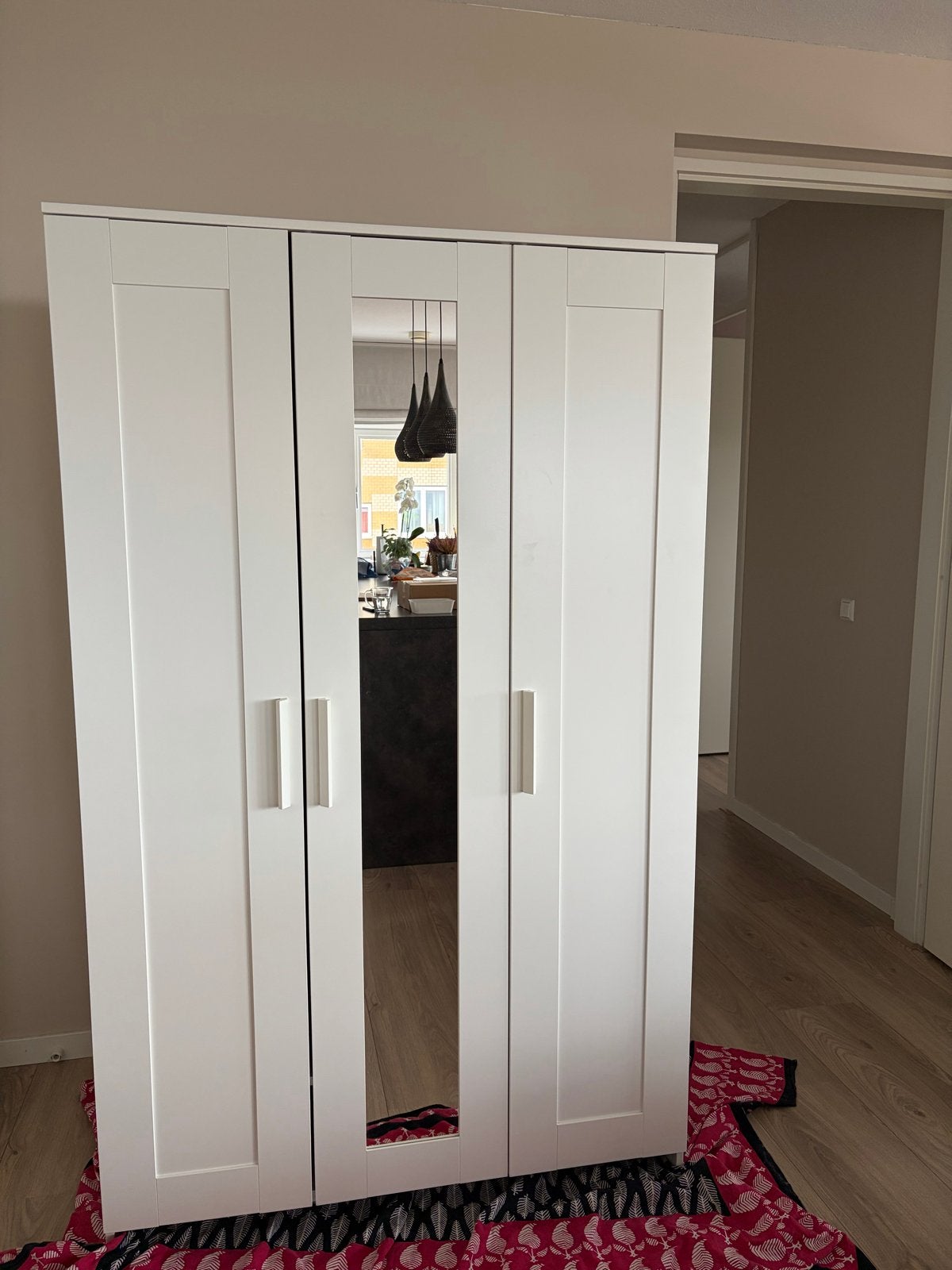 IKEA BRIMNES kledingkast wit – 3 deuren met spiegel, Ophalen, 100 tot 150 cm, Zo goed als nieuw, 150 tot 200 cm