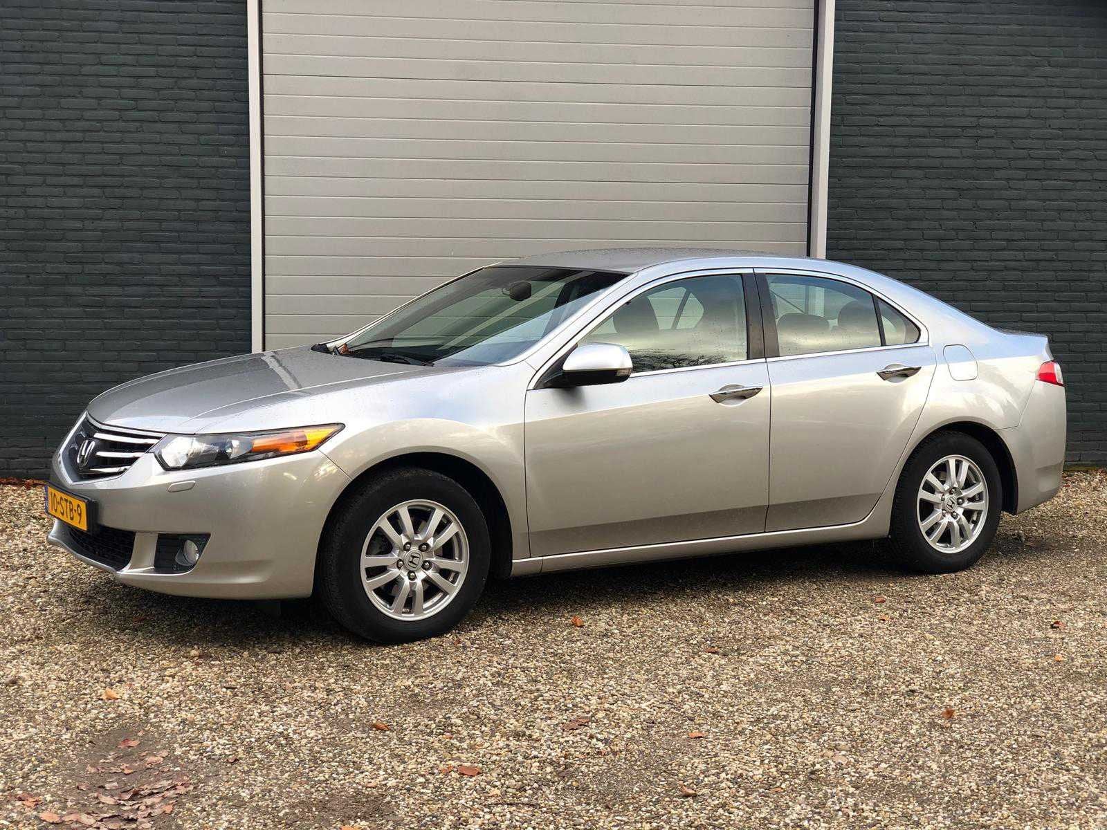 2010 Honda Accord Automaat Personenauto, Auto's, Euro 5, Gebruikt, 4 cilinders, 157 pk