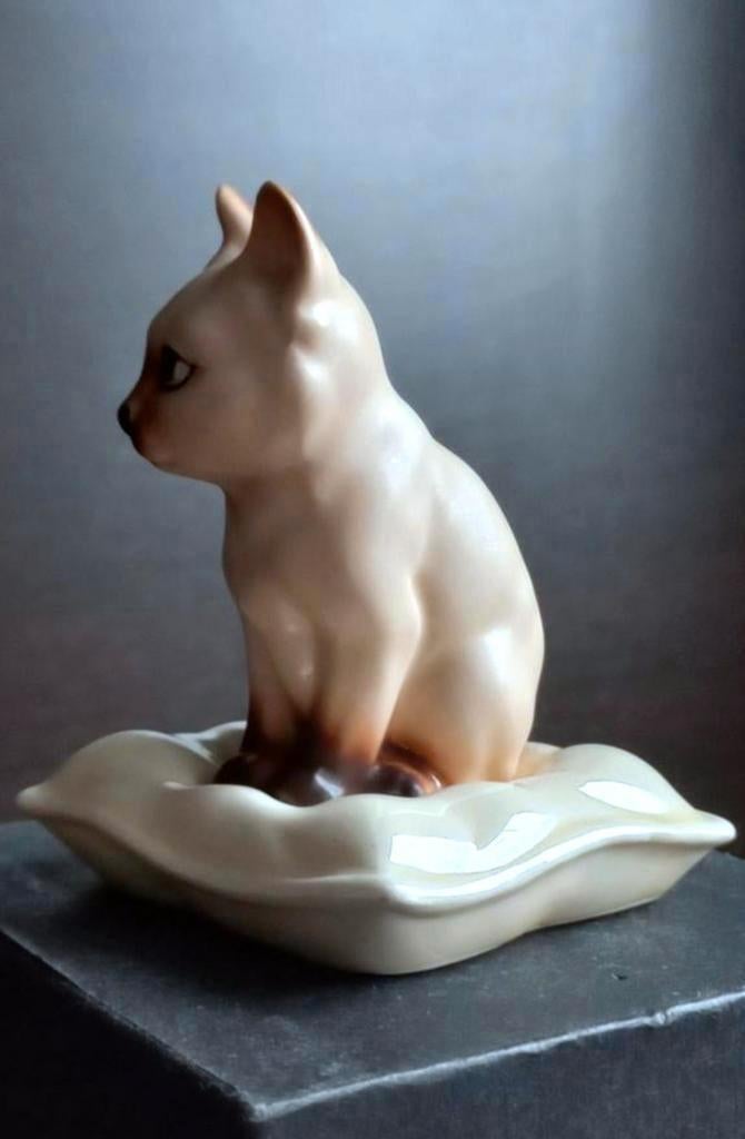 Vintage keramiek Zittende Kat Siamese kat poes beeldje, Ophalen of Verzenden