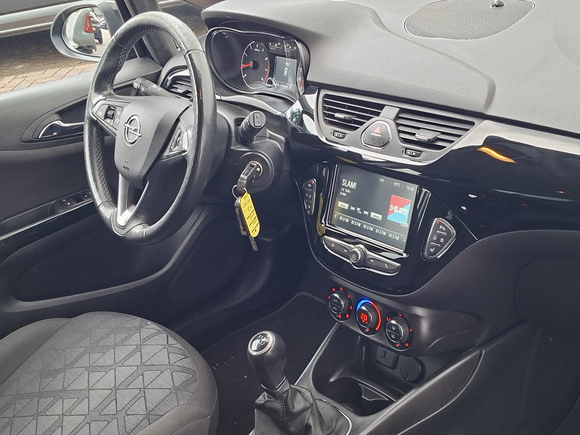 Opel Corsa 1.4 120 Jaar Edition Stoel/Stuurverw. Carplay Cli, Voorwielaandrijving, 1063 kg, Gebruikt, 4 cilinders