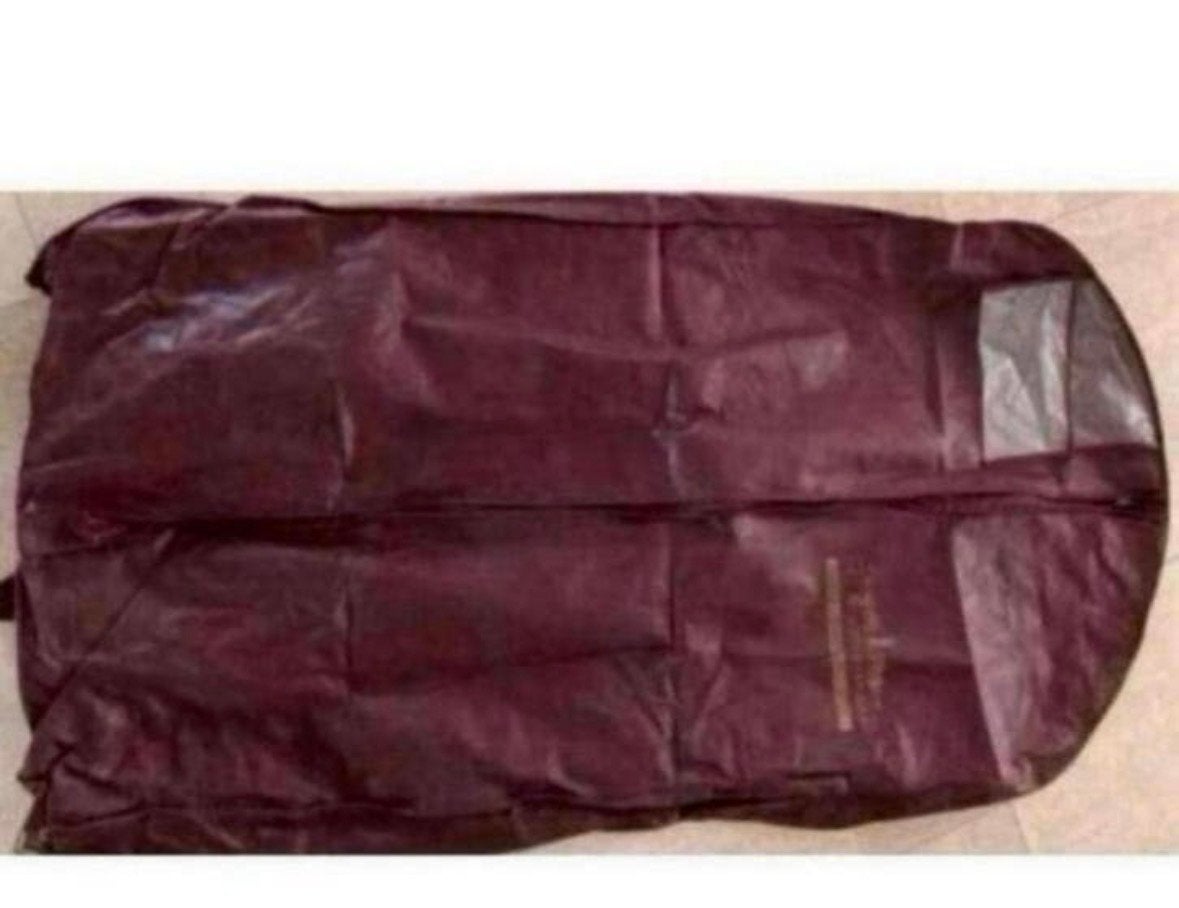 Bordeauxrode Kledinghoes / Reistas voor Kleding, Sieraden, Tassen en Uiterlijk, Tassen | Reistassen en Weekendtassen, Ophalen