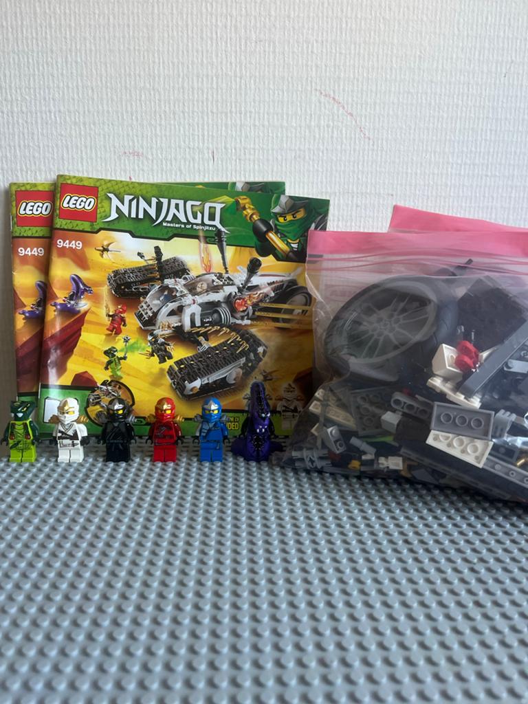 Lego Ninjago - 9449 - Ultra Sonic Raider, Gebruikt, Lego, Ophalen of Verzenden, Compleet
