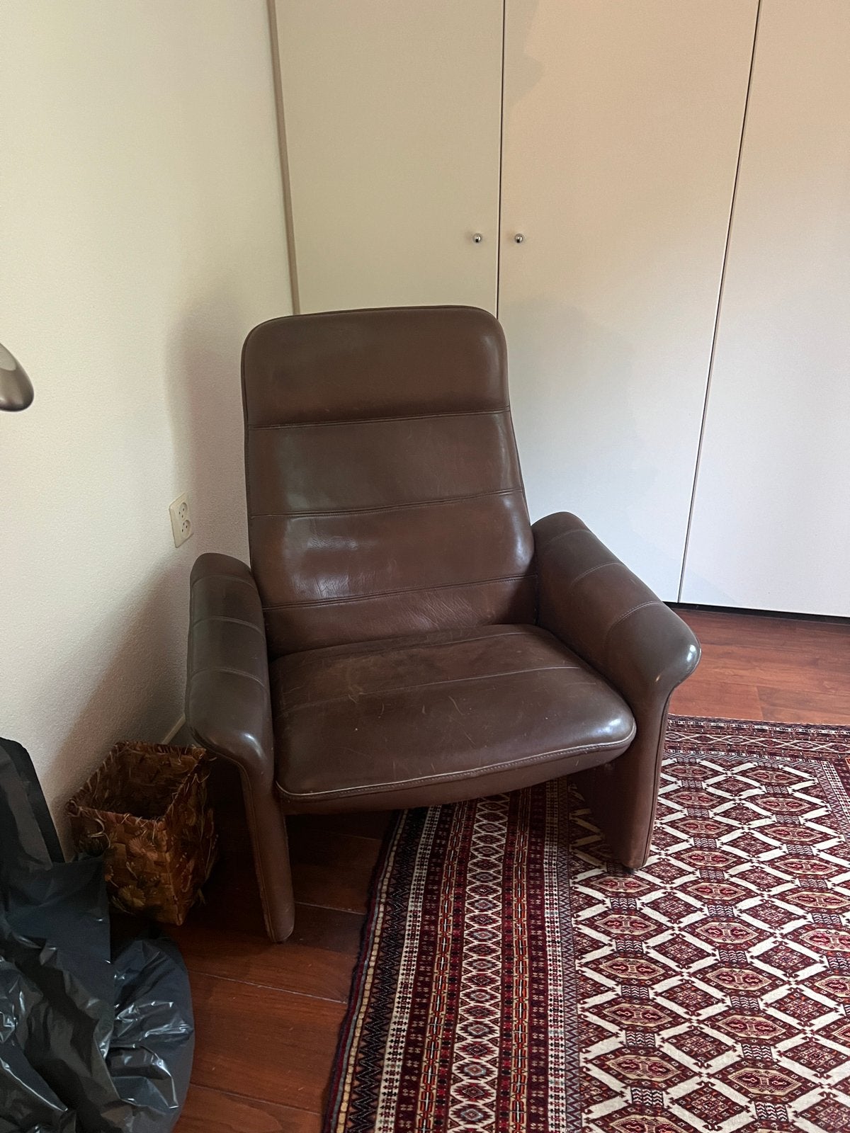 Vintage De Sede Donkerbruin leren relaxfauteuil + voetenbank, Ophalen of Verzenden, Zo goed als nieuw, 75 tot 100 cm, 50 tot 75 cm