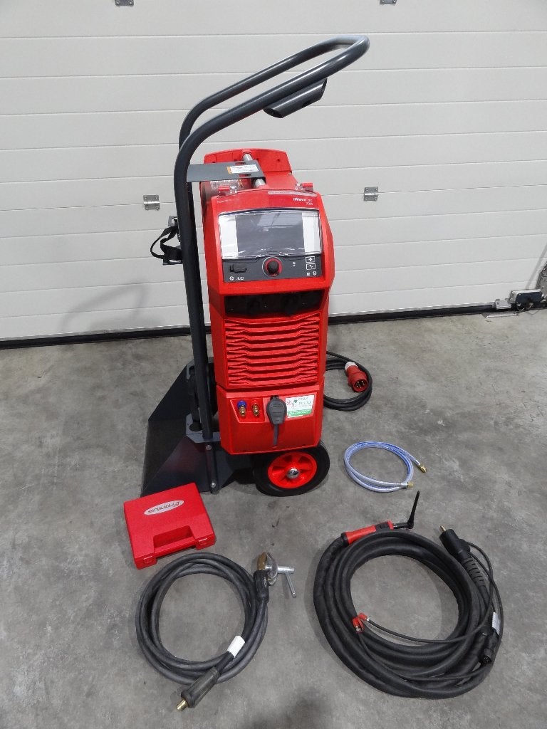 NIEUW lasapparaat Fronius i wave 3000 DC Puls Watergekoeld