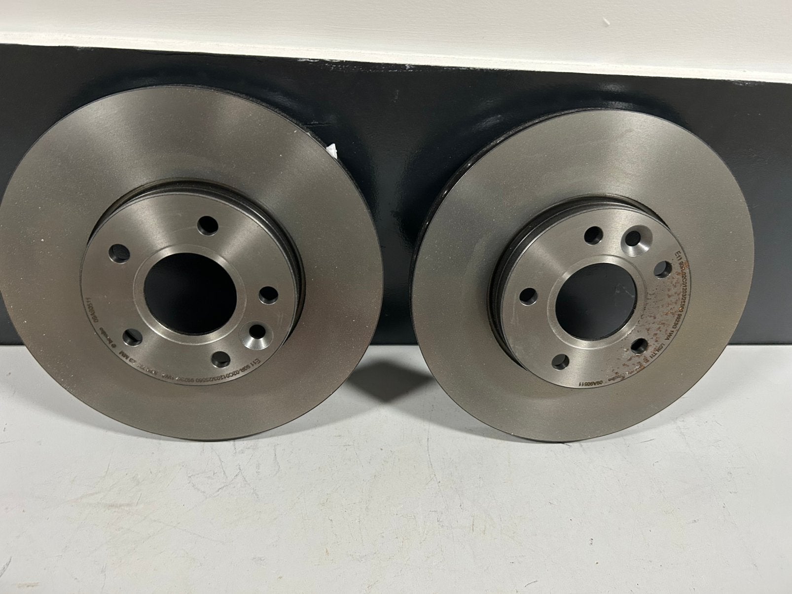 Remschijven Ford c max focus volvo v40 brembo 09 a905 11, Ophalen of Verzenden, Nieuw, Ford