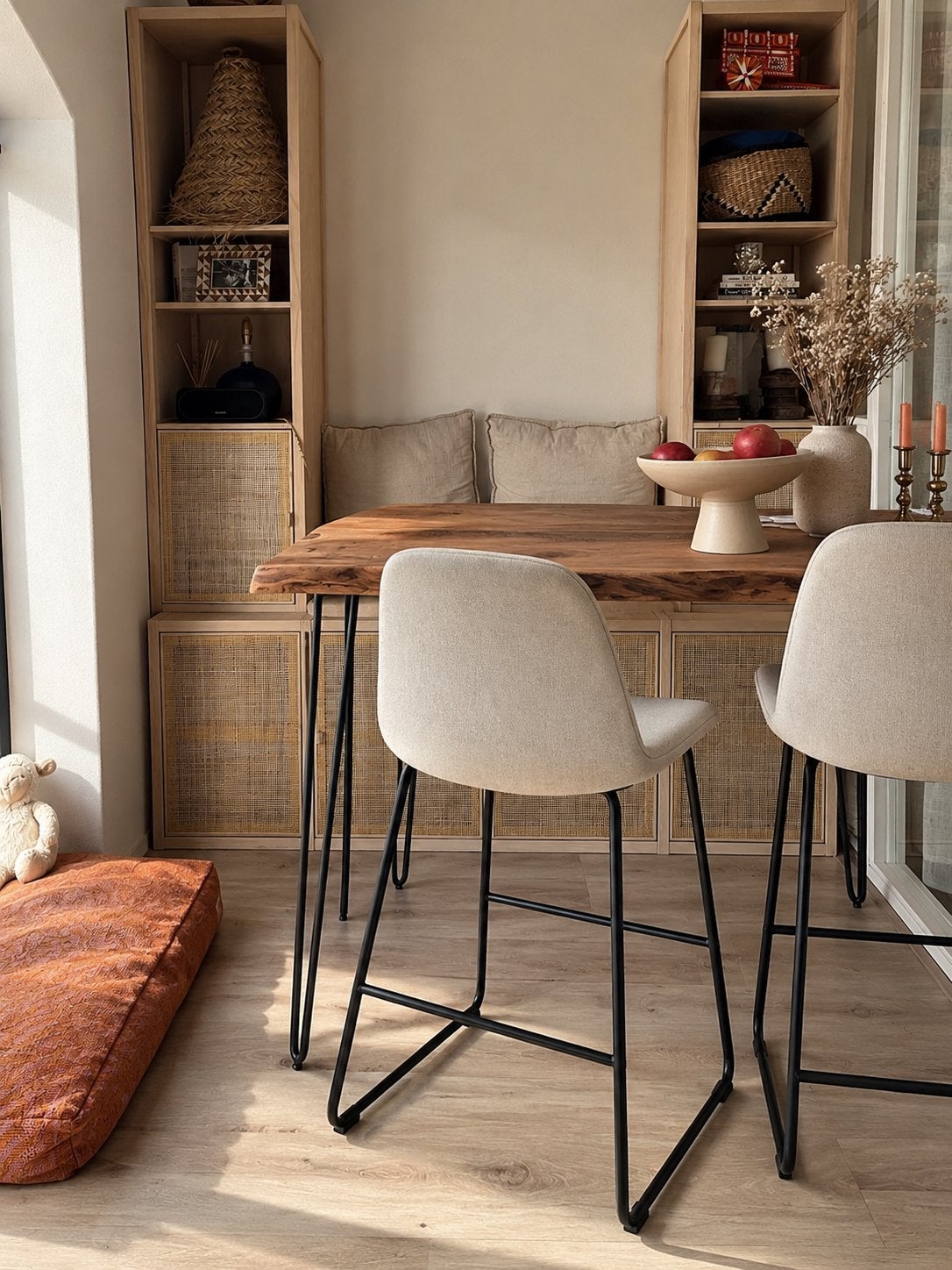 2 mooie barstoelen, 2 krukken, Ophalen of Verzenden, Zo goed als nieuw, 60 tot 90 cm