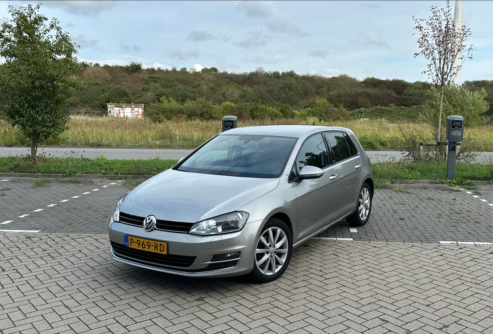 VW Golf 1.4 TSI Highline|2016|Navi|CarPlay|Stoelverw., Voorwielaandrijving, 125 pk, 1147 kg, 4 cilinders