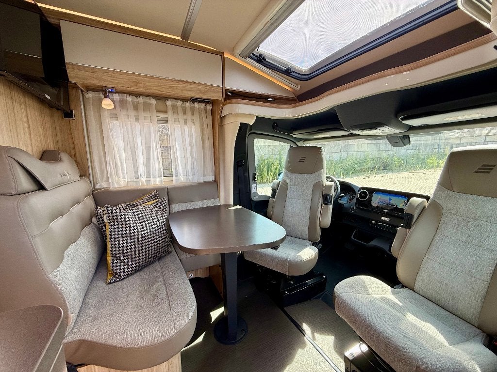 Foto 6 van Hymer ML-T 580 Mercedes Sprinter automaat met enkele bedden
