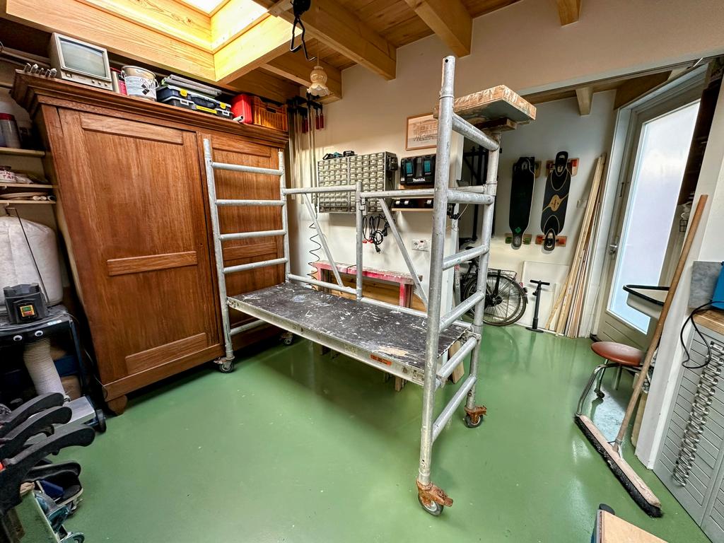 Kamersteiger Altrex in Utrecht huren € 25 p/week, Ophalen, Rolsteiger of Kamersteiger, Minder dan 2 meter