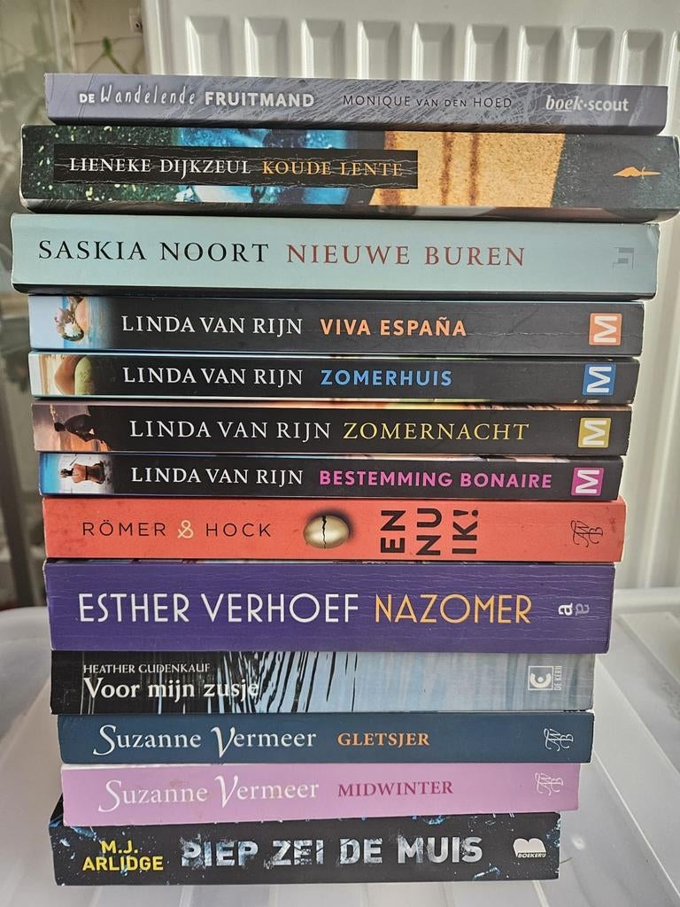 B.v Linda van Rijn, Boeken, Ophalen, Zo goed als nieuw