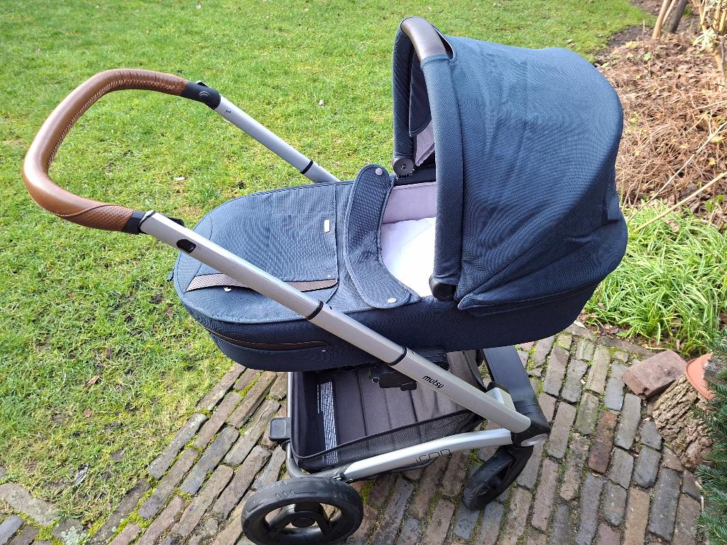 kinder- wandelwagen,, Verstelbare duwstang, Zo goed als nieuw, Combiwagen, Ophalen
