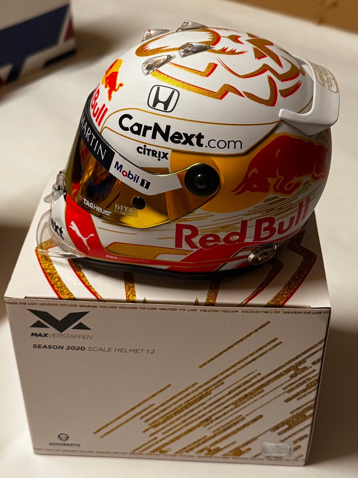 De laatste Max Verstappen schaalhelmen & schaalraceauto’s., Ophalen of Verzenden, Zo goed als nieuw, Formule 1