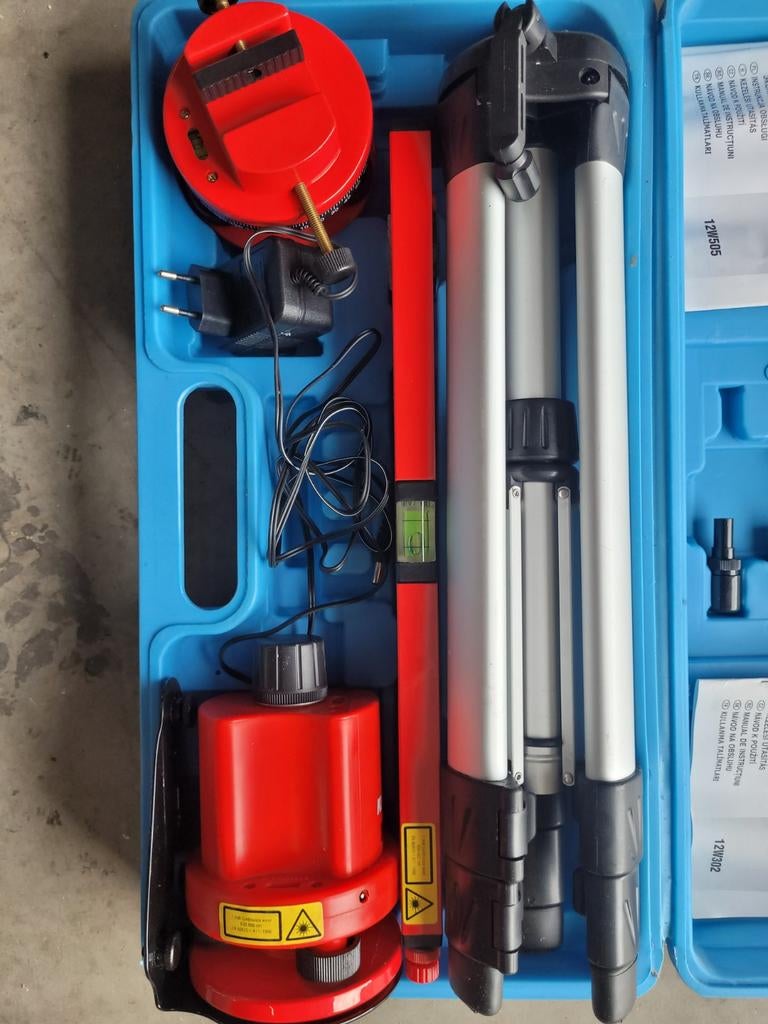 Kinzo Laser Waterpas Set met Statief en Ontvanger, Doe-het-zelf en Verbouw, Meetapparatuur, Ophalen, Nieuw