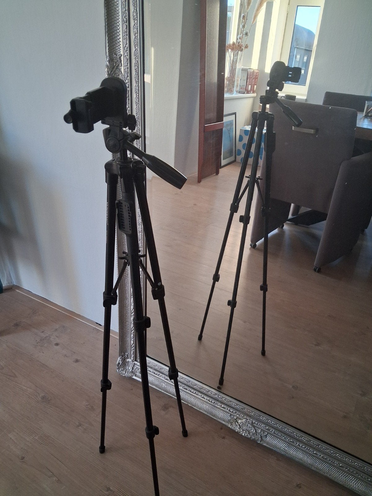 Gebruikt driepoot statief met handvat en snelkoppelingsplaat, Ophalen, Driepoot, Gebruikt, Overige merken