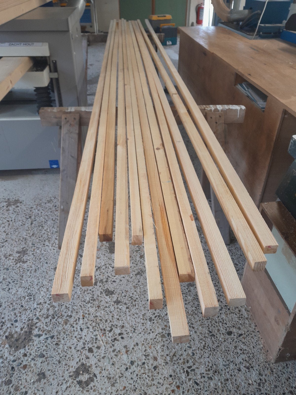 Ruw grenen latten., Doe-het-zelf en Verbouw, Ophalen, 25 tot 50 mm, Grenen, Nieuw
