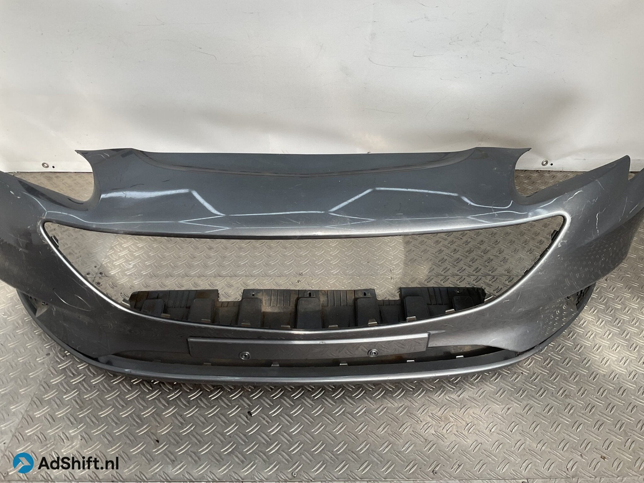 BUMPER Opel Corsa E 2014-2021 475498858 VOORBUMPER i9-19250, Bumper