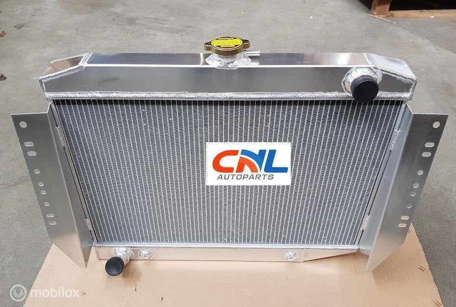 Radiateur JEEP CHEROKEE WAGONEER J-SERIES 5.9L V8 1972-1979, Nieuw, Ophalen of Verzenden