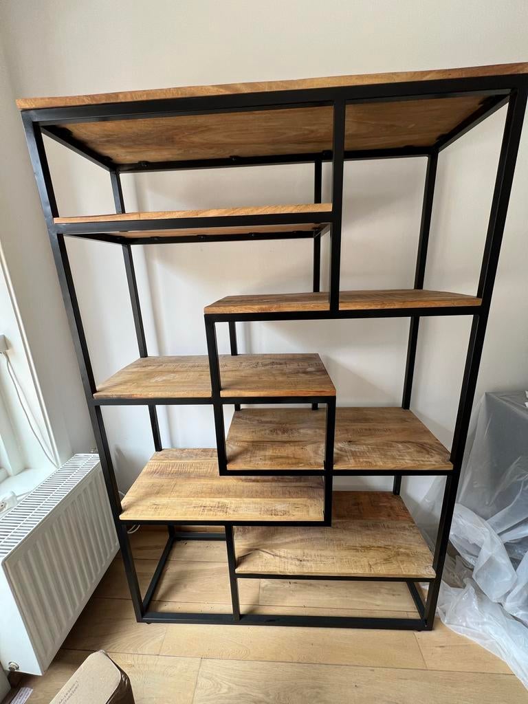Boekenkast / Wandmeubel Kyan van mango hout - Leen Bakker, Ophalen, Met plank(en), 100 tot 150 cm, Zo goed als nieuw