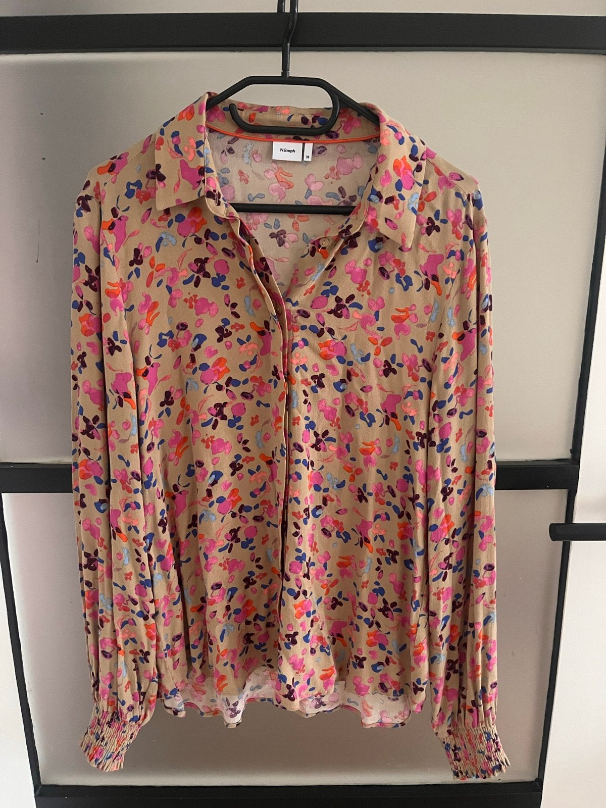 Nümph blouse met bloemenprint - Maat 38, Kleding | Dames, Ophalen of Verzenden, Zo goed als nieuw, Maat 38/40 (M), Meerkleurig