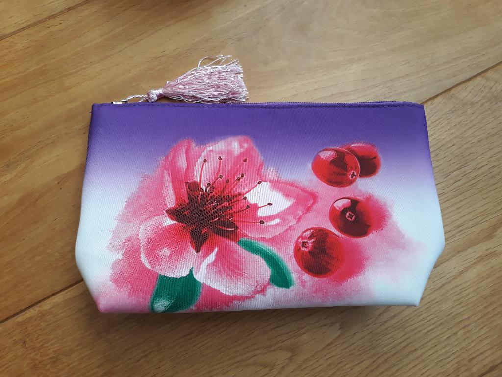 2 nieuwe toilettassen NIEUW, Sieraden, Tassen en Uiterlijk, Toilettassen, Ophalen of Verzenden, Nieuw, Jongen of Meisje